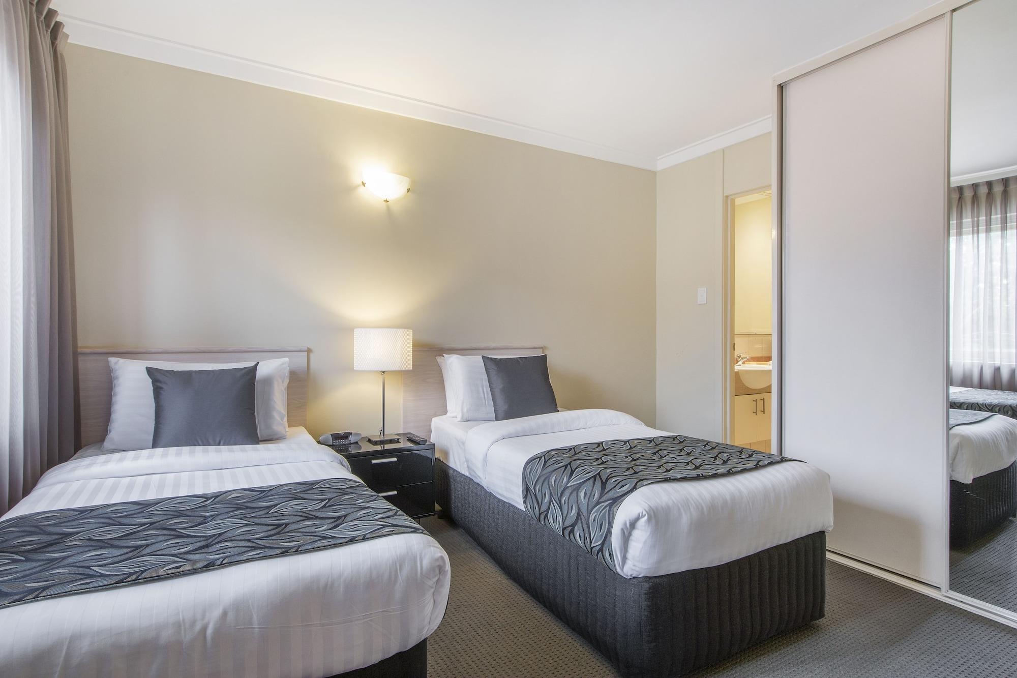 เดอะ เพนินนซูลา ริเวอร์ไซด์ เซอร์วิซ อพาร์ตเมนต์ Aparthotel เพิร์ท ภายนอก รูปภาพ