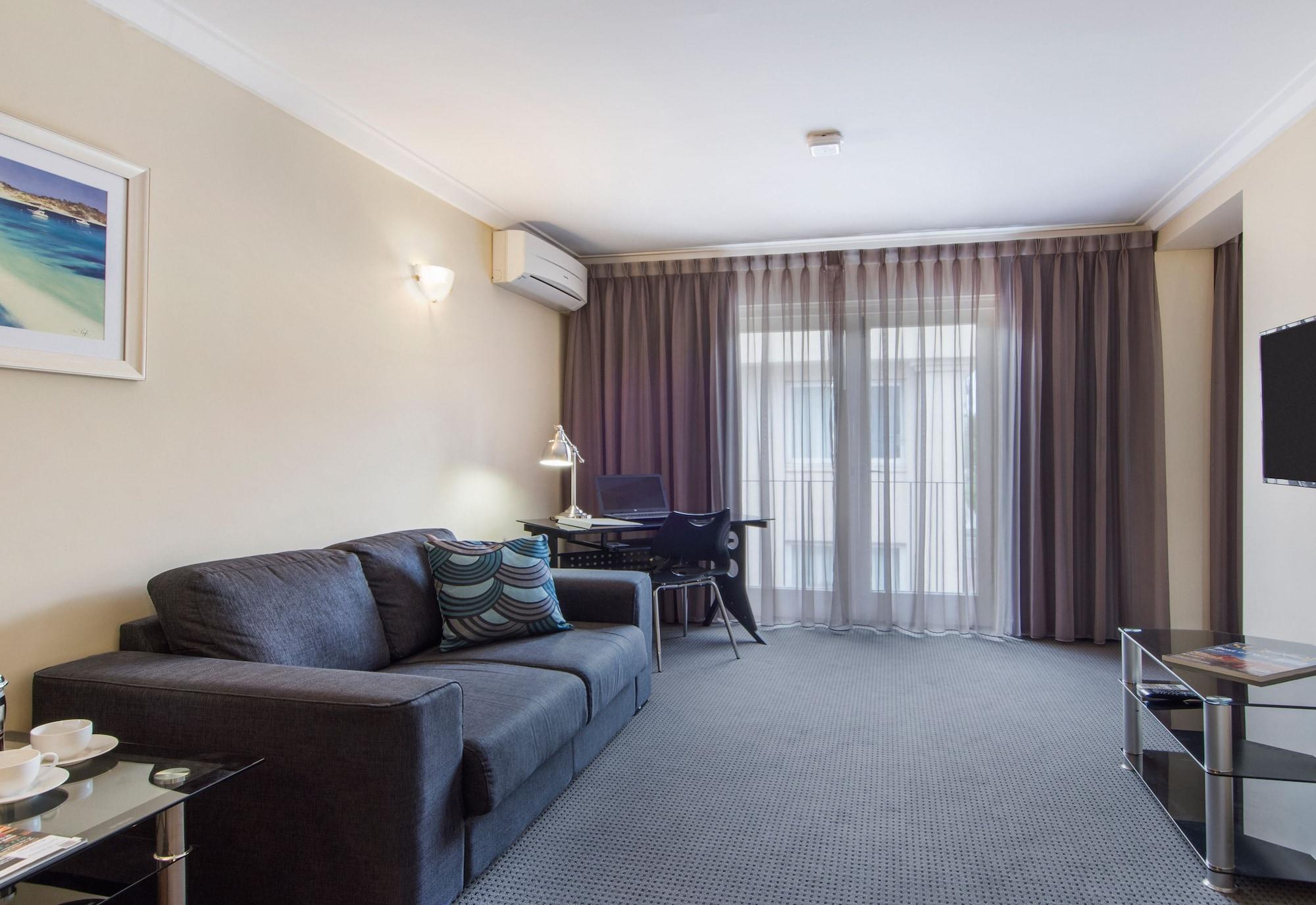 เดอะ เพนินนซูลา ริเวอร์ไซด์ เซอร์วิซ อพาร์ตเมนต์ Aparthotel เพิร์ท ภายนอก รูปภาพ